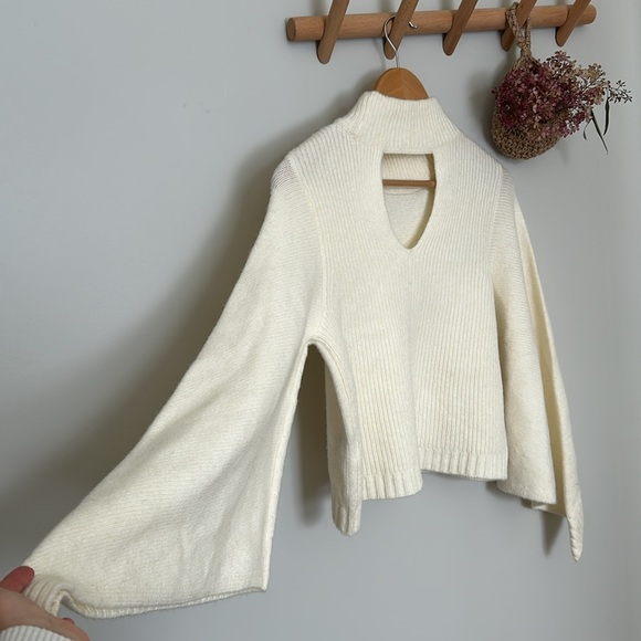Anthropologie Cream Knit Bell Sleeve Sweater - Picture 4 of 6